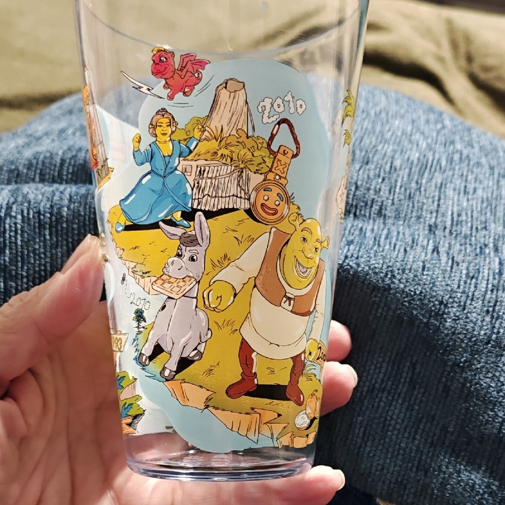 Shrek Character Glass with Colorful Design McDonald's